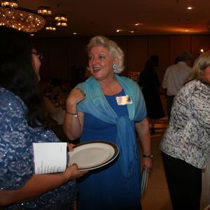 Meet your Posher, Beverly